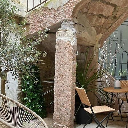 Apartmán Les Fresques De Leon Tournus Exteriér fotografie